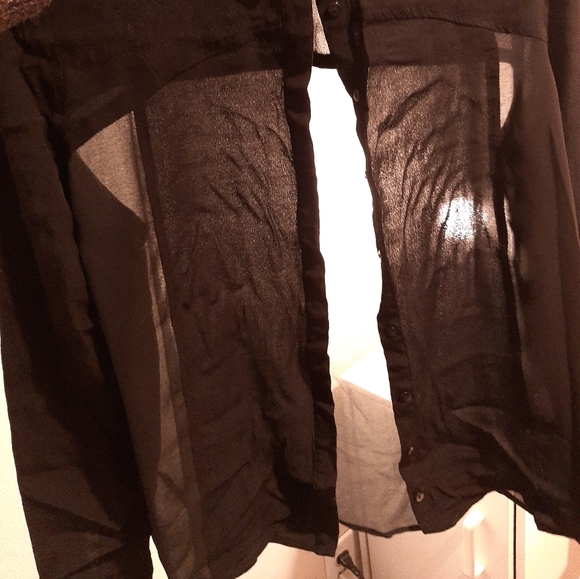 Mink Pink button down - Picture 2 of 2